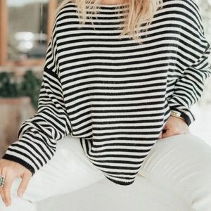 Carly Jean Los Angeles wesley sweater